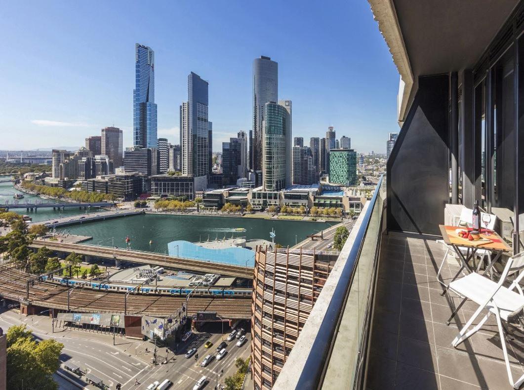 Aura on Flinders Apartamentos con servicio Melburne Exterior foto